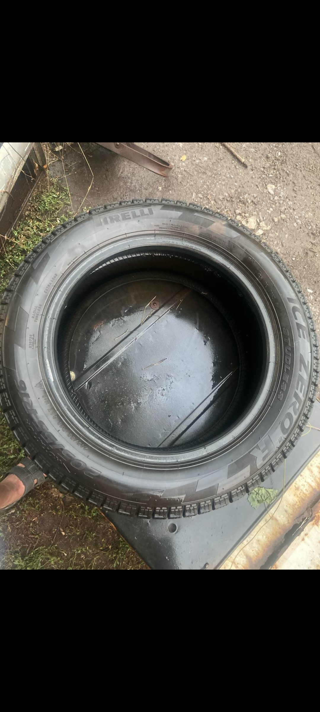 Продам комплект шин