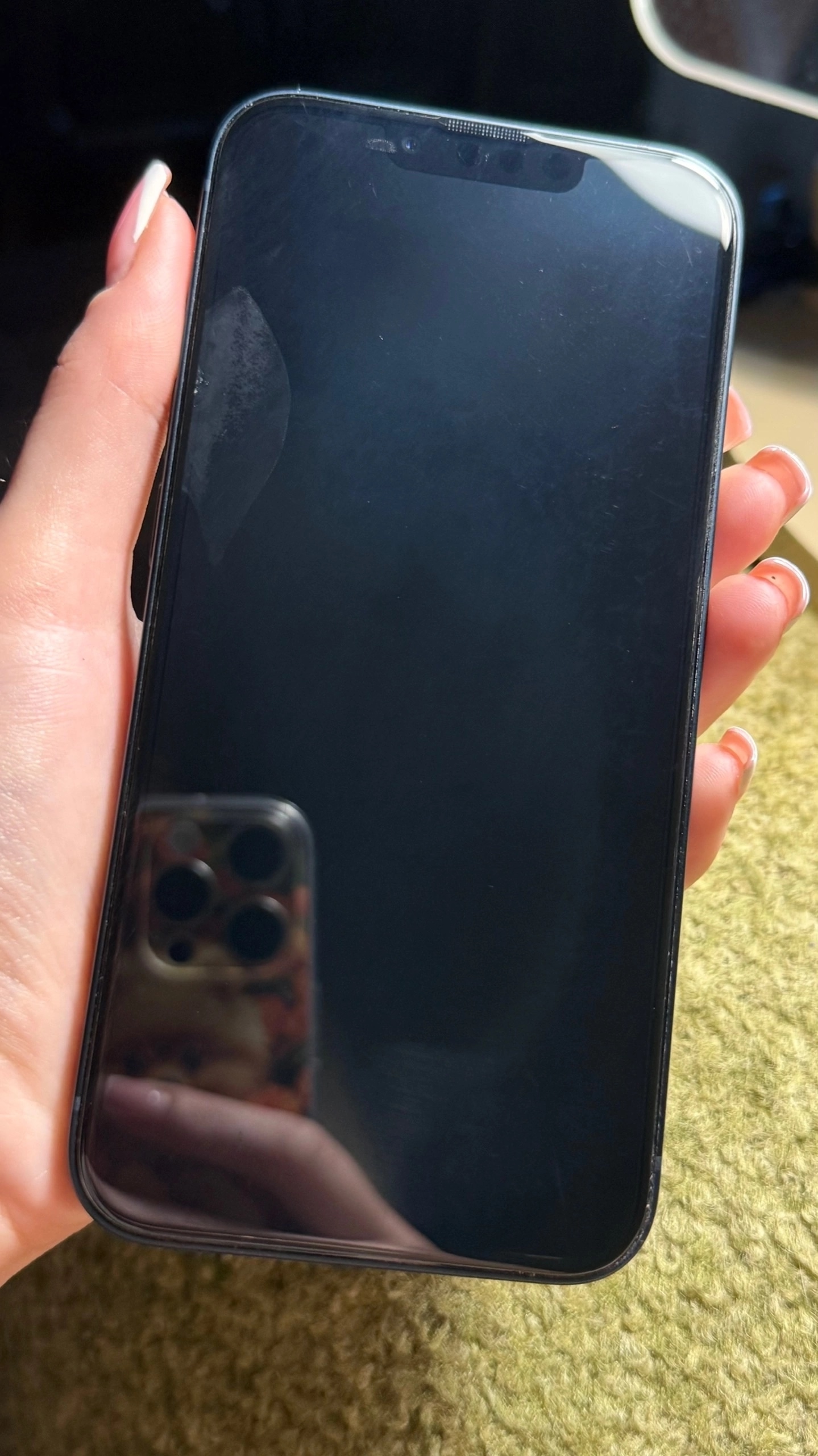 Продам IPhone 13 на 128