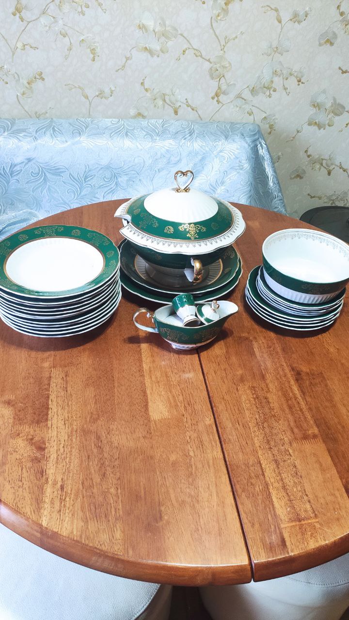 Продам кухонный набор посуды