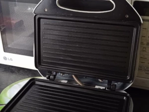 Бутербродница