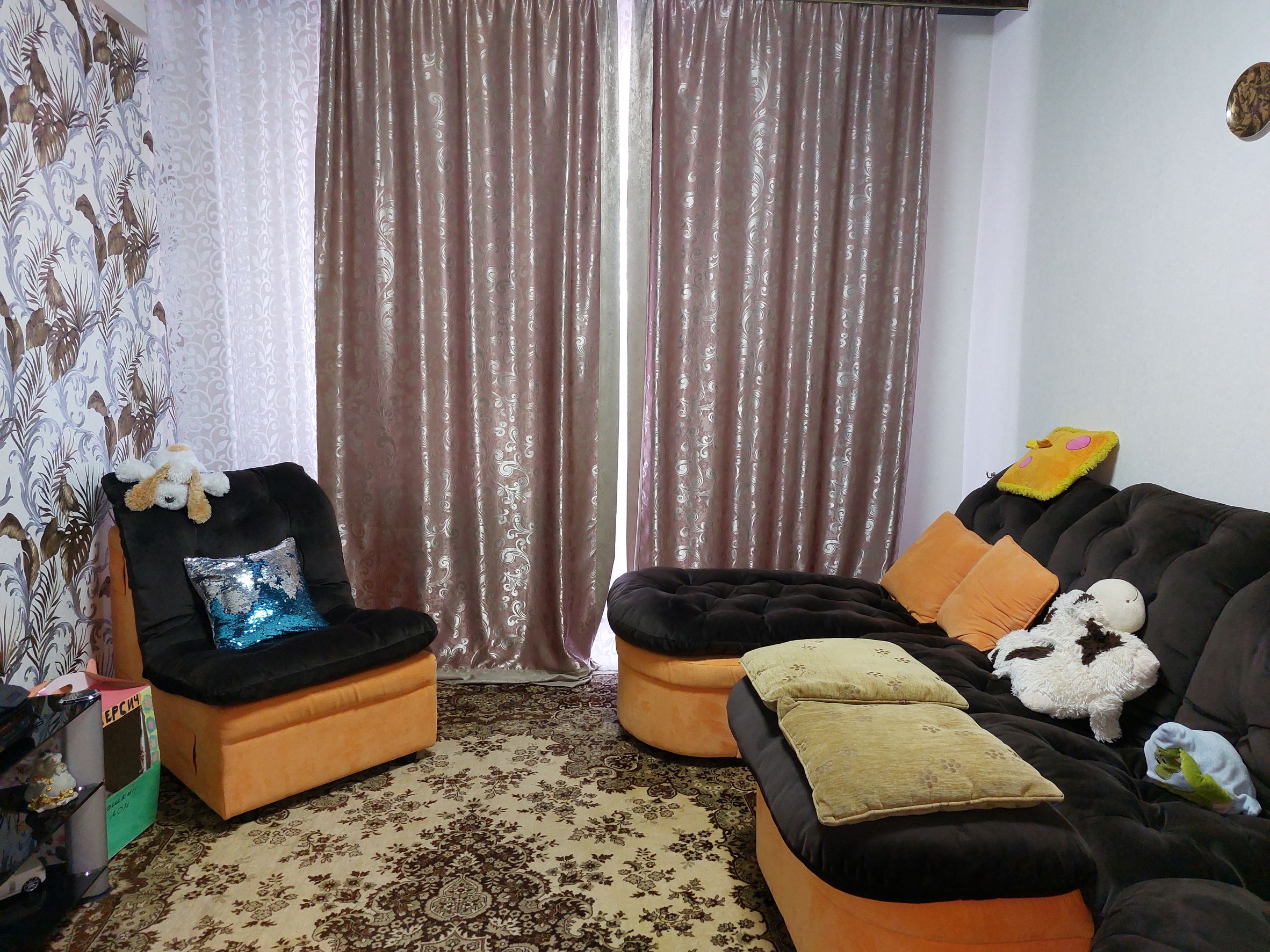 Продам уютную 3-комнатную квартиру в Донецке.