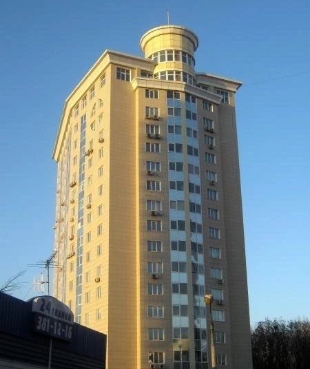 Продам паркоместо в новострое пр.Панфилова