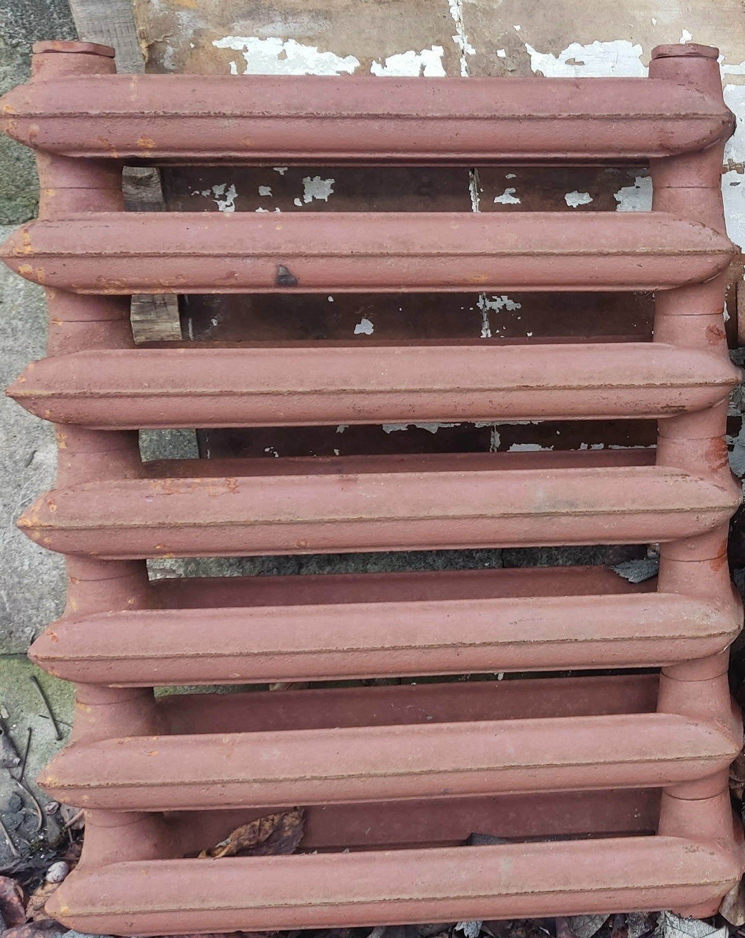 Продам чугунные батареи